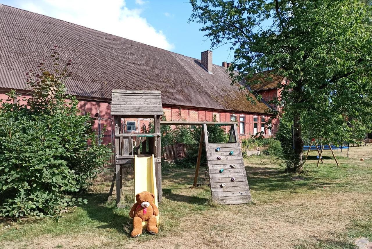 Ihr Ferien Hotel Brunnenhof Suhlendorf Exterior foto